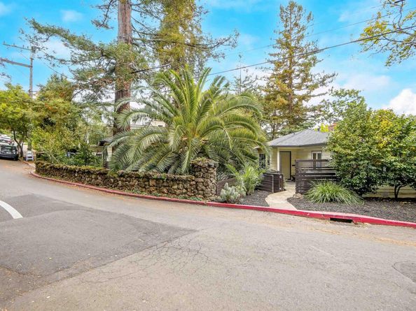 2420 Hillside Ave, Berkeley CA 94704