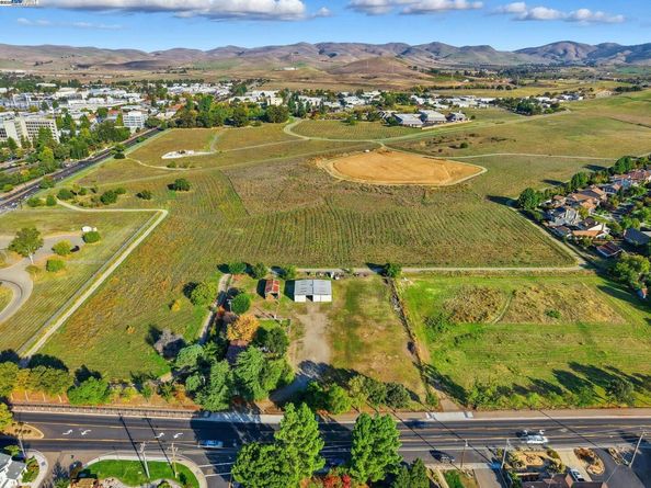2072 S Vasco Rd, Livermore CA 94550