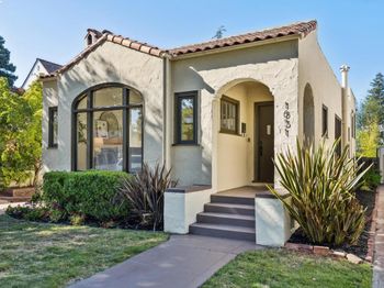 1831 Harvard Dr