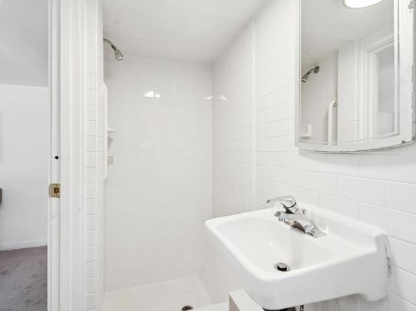 1831 Harvard Dr, Alameda CA 94501
