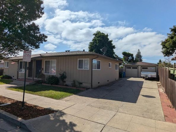24839 Thomas Avenue, Hayward CA 94544