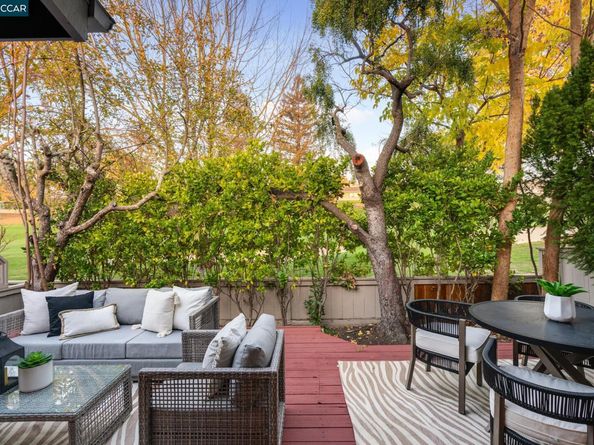 1942 Rancho Verde Circle E, Danville CA 94526