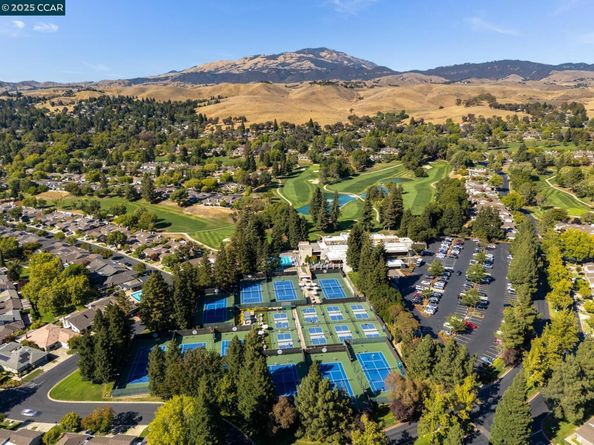 1942 Rancho Verde Circle E, Danville CA 94526