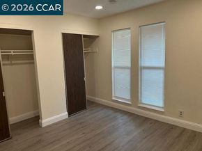 5451 Roundtree PL F, Concord CA 94521