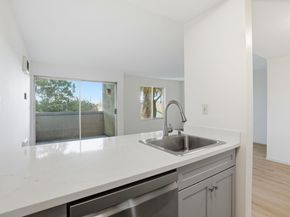 955 Shorepoint Ct 110, Alameda CA 94501