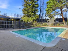 955 Shorepoint Ct 110, Alameda CA 94501