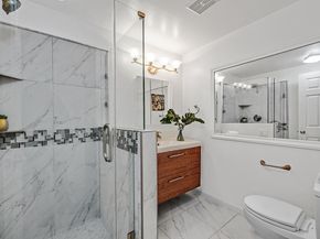 1120 Hollywood Ave 1, Oakland CA 94602