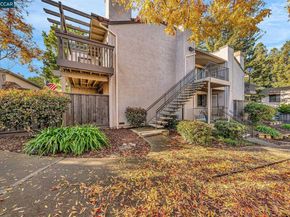 1383 Hull Ln, Martinez CA 94553