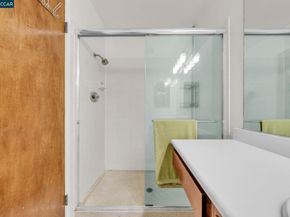 1383 Hull Ln, Martinez CA 94553