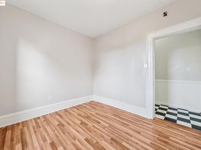 836 20th Street, Oakland CA 94607