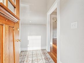 836 20th Street, Oakland CA 94607