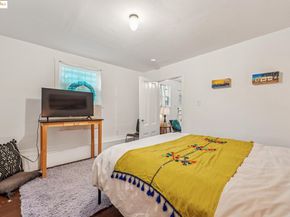 836 20th Street, Oakland CA 94607