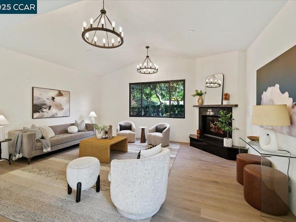 132 Quinterra Ln, Danville CA 94526