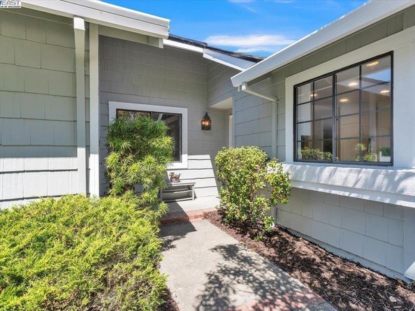 3525 Mcsherry Way, Alameda CA 94502