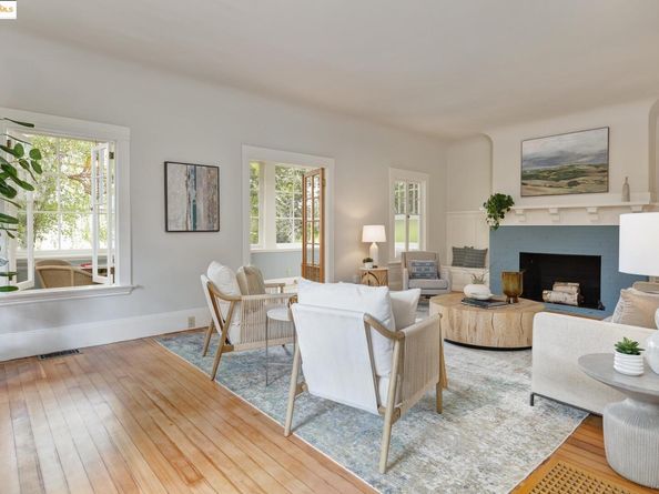 3860 Greenwood Ave, Oakland CA 94602