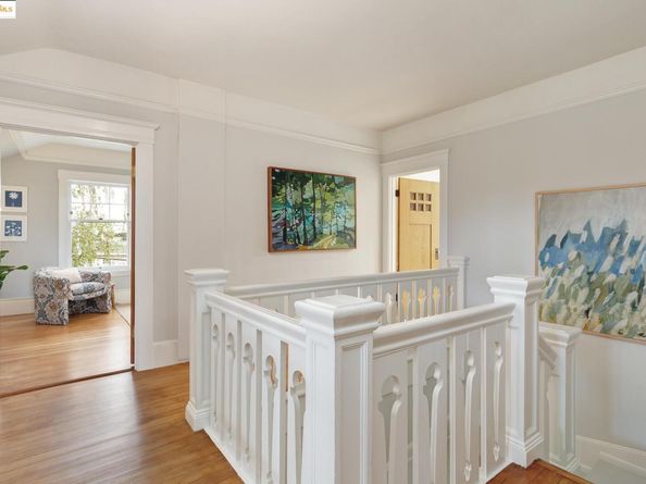 3860 Greenwood Ave, Oakland CA 94602