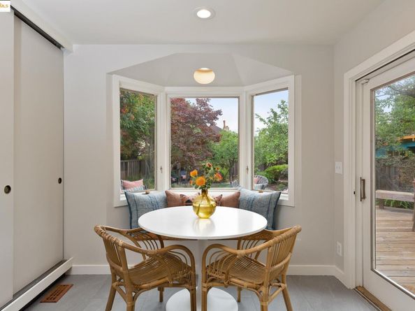 3860 Greenwood Ave, Oakland CA 94602