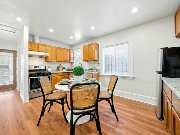 2539-2541 Grande Vista Ave, Oakland CA 94601