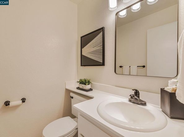 1372 Bent Tree Ln, Concord CA 94521