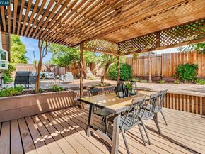 1372 Bent Tree Ln, Concord CA 94521