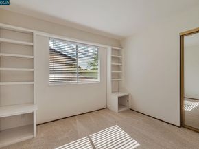 1372 Bent Tree Ln, Concord CA 94521