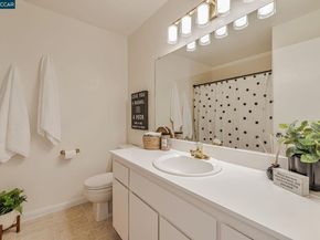 1372 Bent Tree Ln, Concord CA 94521