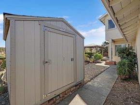 3740 Oakes Dr, Hayward CA 94542