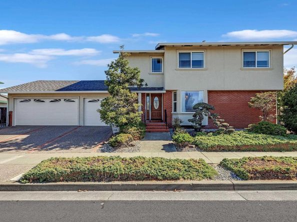 3740 Oakes Dr, Hayward CA 94542