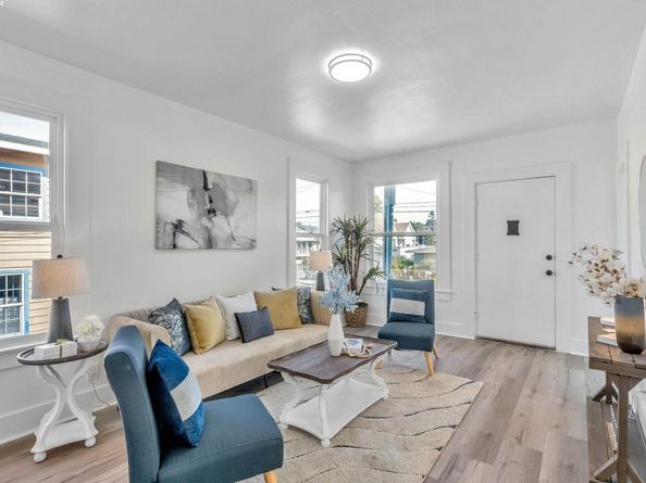 2025 34th Ave, Oakland CA 94601