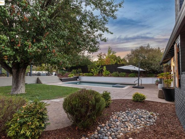 680 Wee Donegal, Lafayette CA 94549