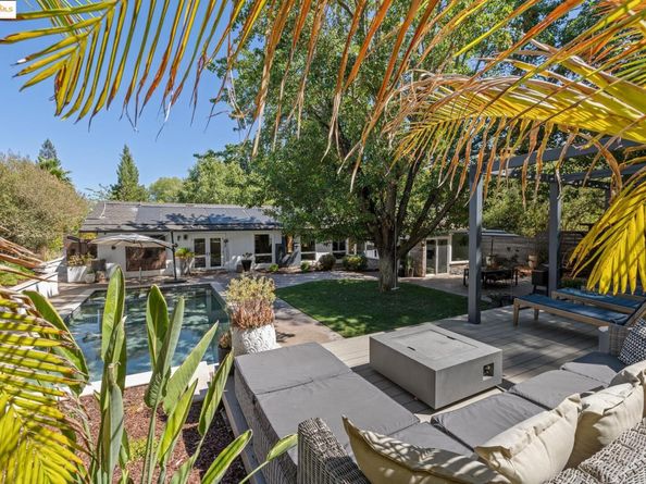 680 Wee Donegal, Lafayette CA 94549