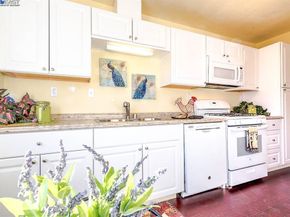 27895 Bruno St, Hayward CA 94544
