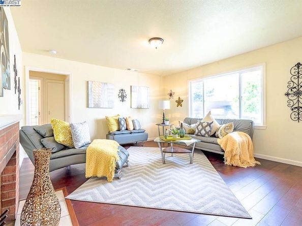 27895 Bruno St, Hayward CA 94544