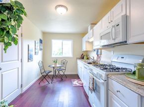 27895 Bruno St, Hayward CA 94544