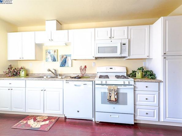 27895 Bruno St, Hayward CA 94544