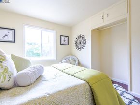 27895 Bruno St, Hayward CA 94544