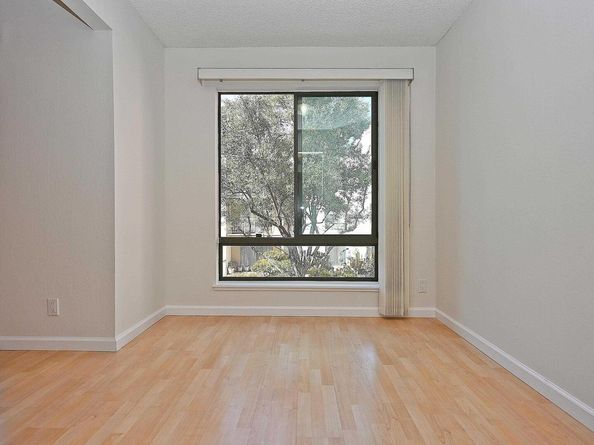320 N Civic Dr 307, Walnut Creek CA 94596