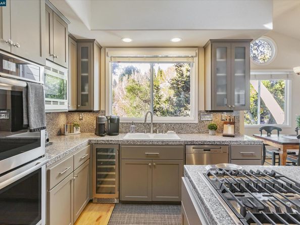 31 Merrill Cir S, Moraga CA 94556