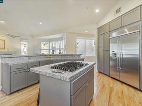31 Merrill Cir S, Moraga CA 94556
