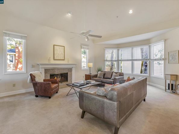 31 Merrill Cir S, Moraga CA 94556