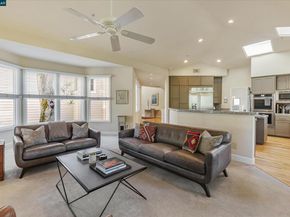 31 Merrill Cir S, Moraga CA 94556