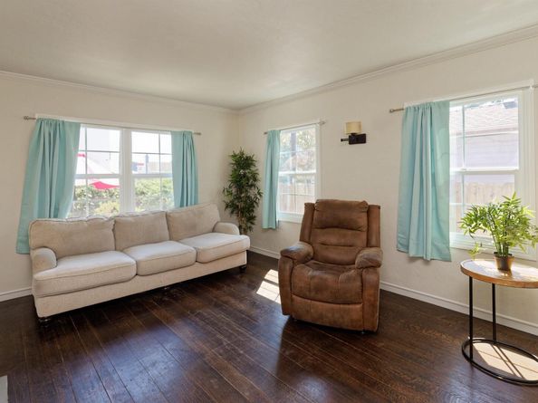 1435 Havenscourt Blvd, Oakland CA 94621