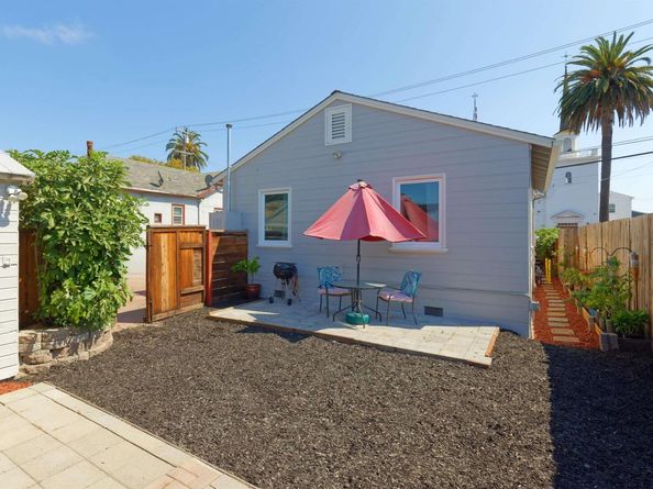 1435 Havenscourt Blvd, Oakland CA 94621