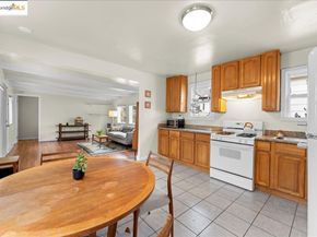 10430 Voltaire Ave, Oakland CA 94603