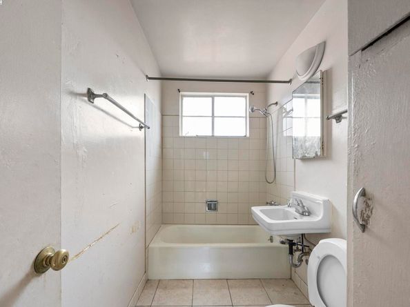 1450 Ward St, Berkeley CA 94702