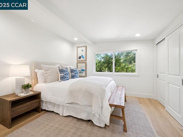 26 Berkeley Ave, Orinda CA 94563