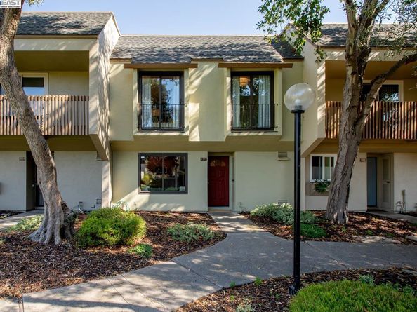 1117 Camino Del Valle, Alameda CA 94502