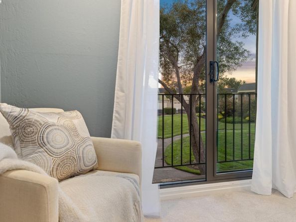 1117 Camino Del Valle, Alameda CA 94502
