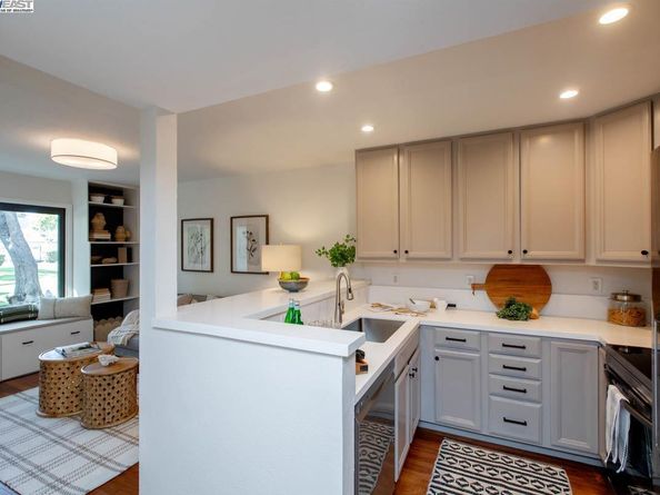 1117 Camino Del Valle, Alameda CA 94502