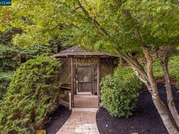 4500 Canyon Road, Lafayette CA 94549